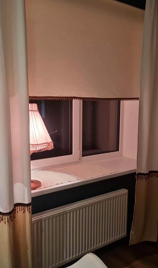 Riia 10, 2-Bedroom Apartment - 2 Big Beds 1 Extra Bed-Parking Free Tartu Esterno foto